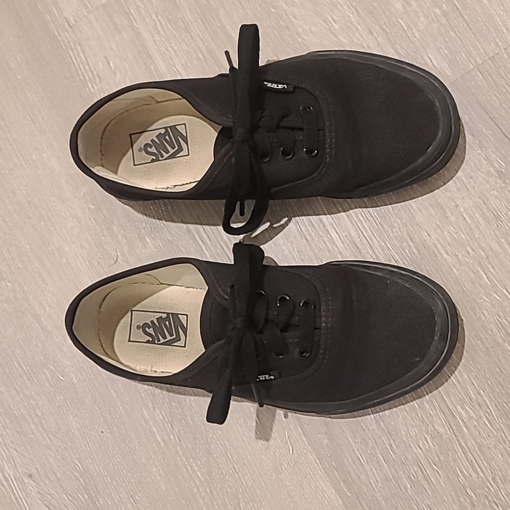 Vans kids shoes size 3.5